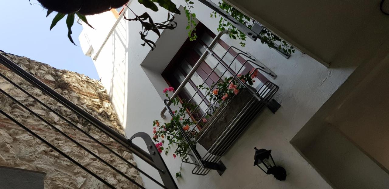 Отель Casa Evelyn Картахена Экстерьер фото